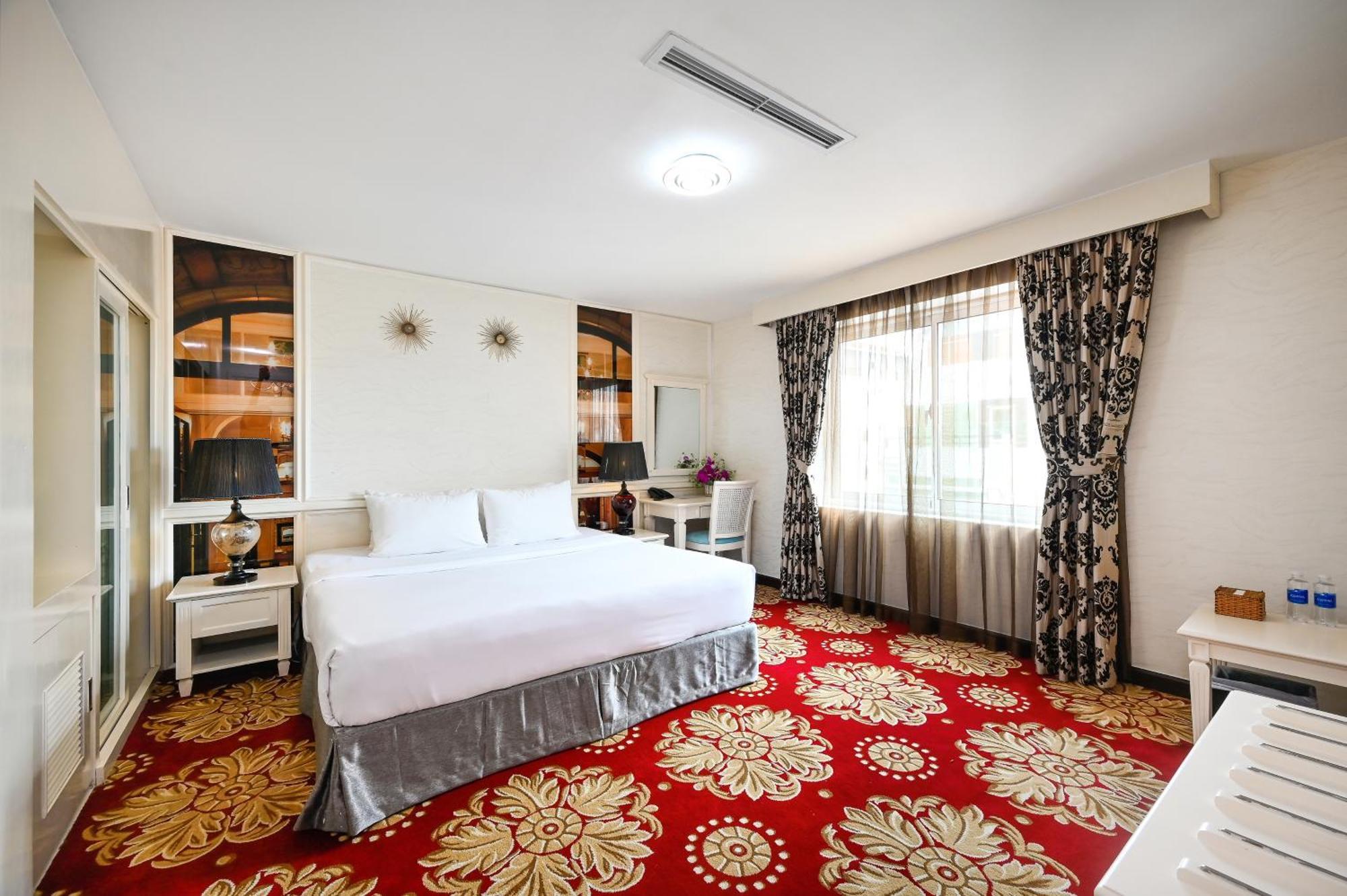 California Saigon Hotel & Rooftop Pool Ho Şi Min Dış mekan fotoğraf